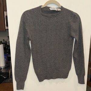 Saks Fifth Avenue cashmere Charcoal grey Crewneck Sweater size small